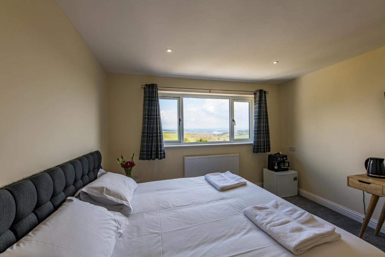 Hotel Finnygook